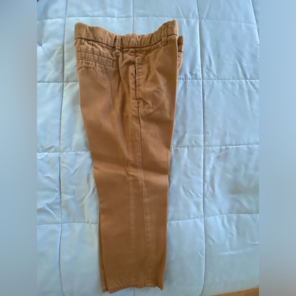 Chinos